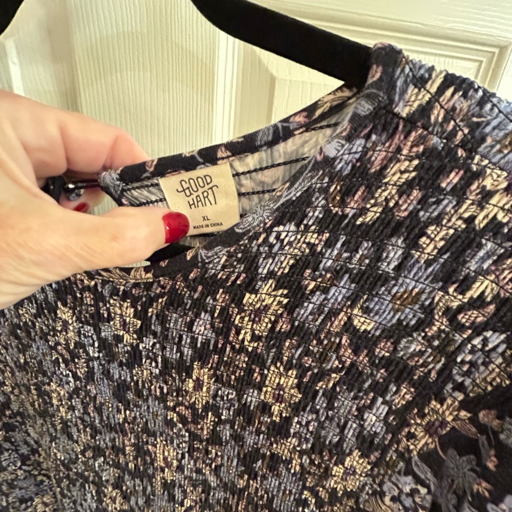 Good Hart Size XL Floral women’s top - Picture 4 of 11
